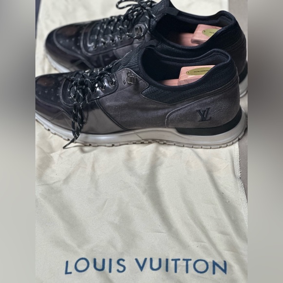 Louis Vuitton Black/Grey Patent Leather And Suede Runner Sneakers Size 45 US 12 - Picture 2 of 3